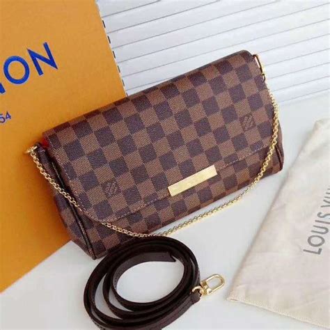 pochette favorite louis vuitton